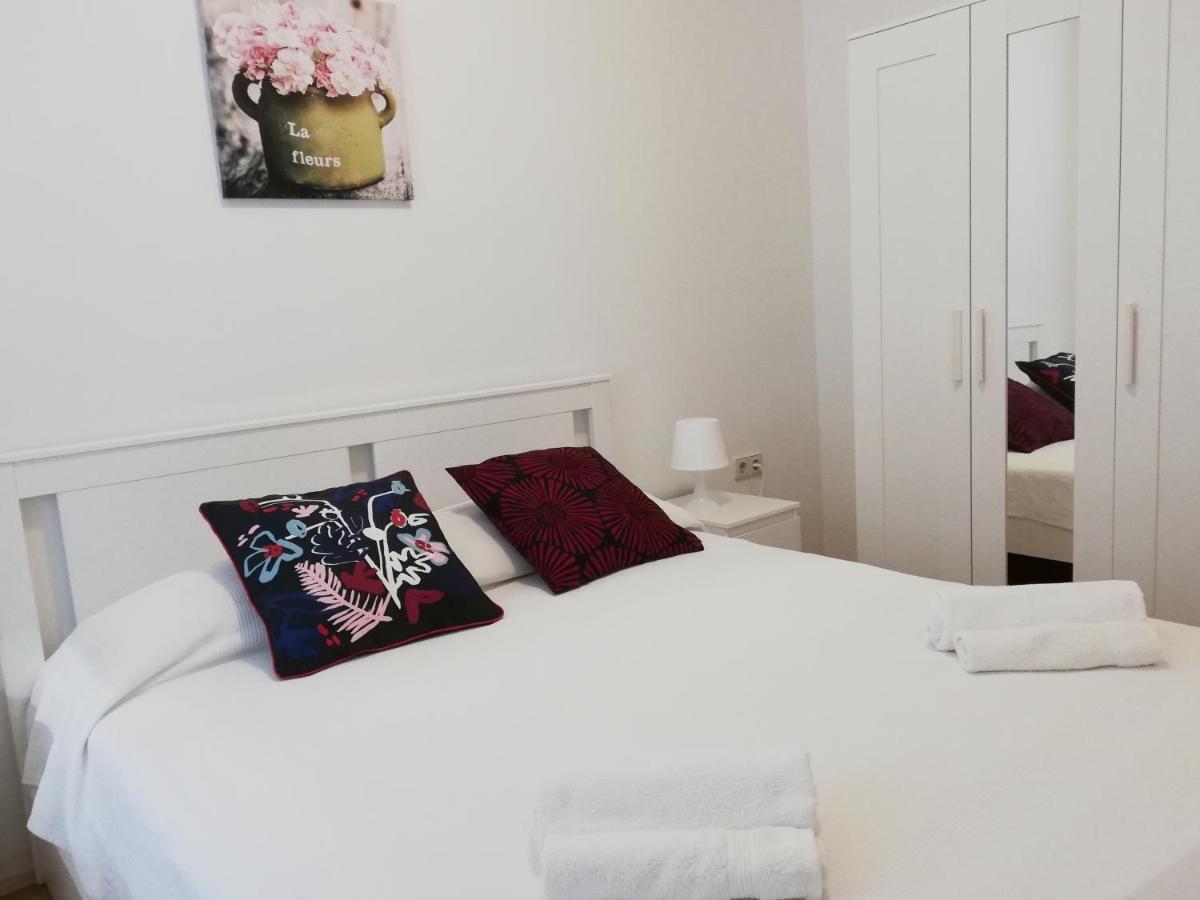 City Center Apartment Umag Buitenkant foto