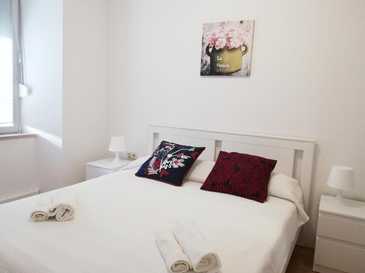 City Center Apartment Umag Buitenkant foto