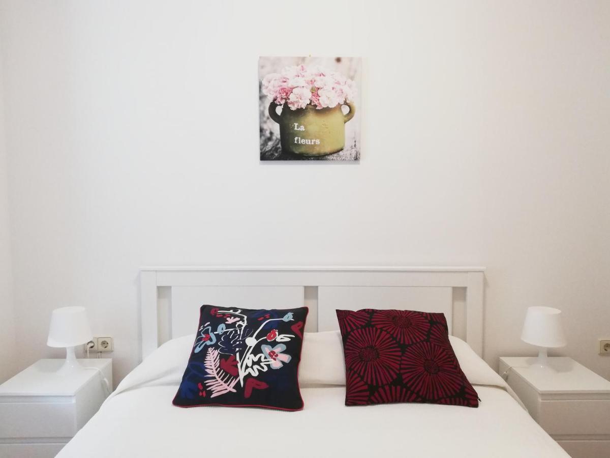 City Center Apartment Umag Buitenkant foto
